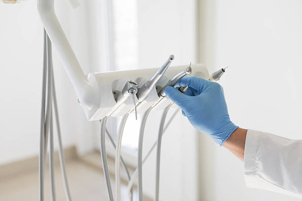 24/7 Emergency Dental Implants experts in Callender, CA